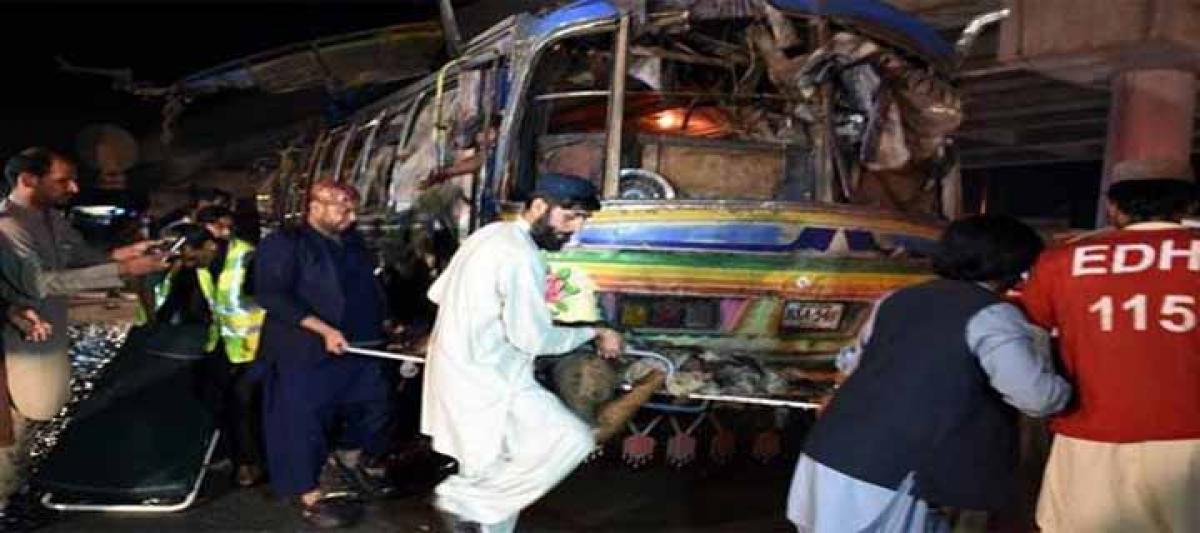 Bus blast kills 11 in Pakistans Baluchistan province